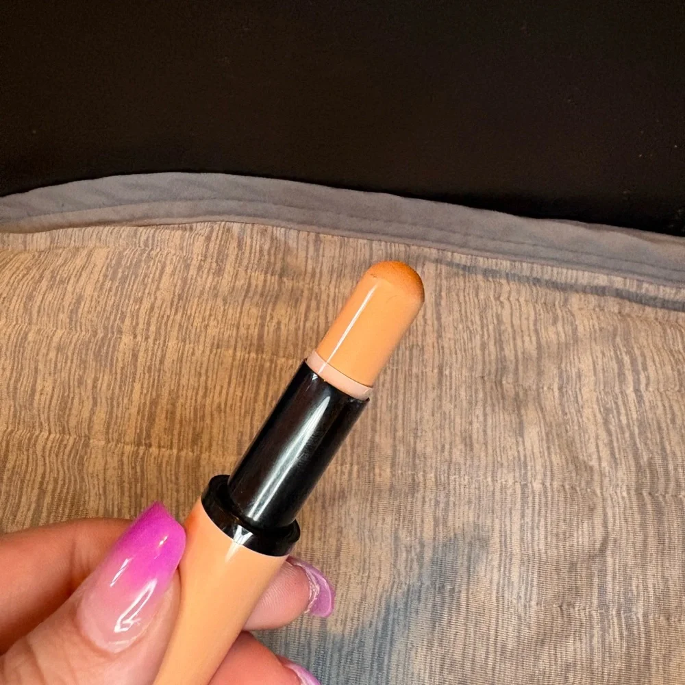Bobbi brown color corrector concealer stick light peach